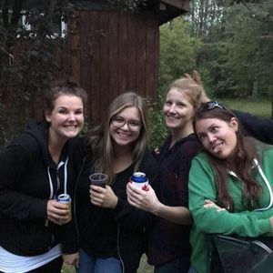 Meet your Posher, Nicole